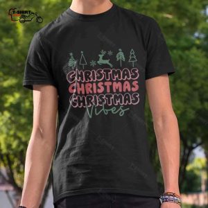Christmas Vibes 70s T Shirt 1