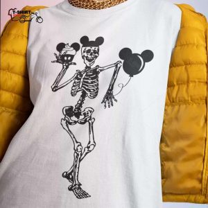 Disney Skeleton Mickey Balloon Disneyland Halloween Family Vacation T shirt 1